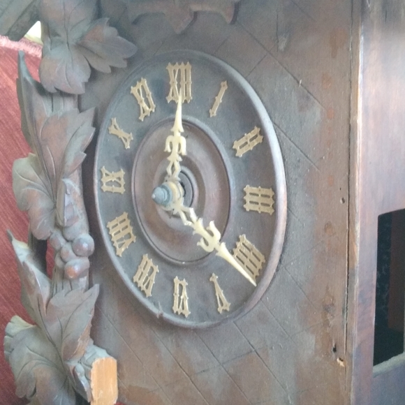 ^!^ SOLD ^!^ Antique Cuckoo Clock (needs love) - Picture 14 of 14
